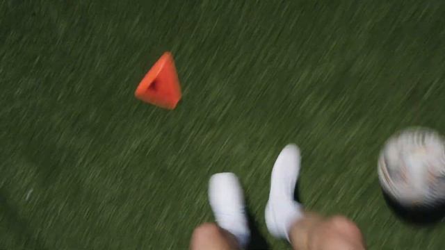 Are these the COLDEST cleats of the year??? ? смотреть онлайн