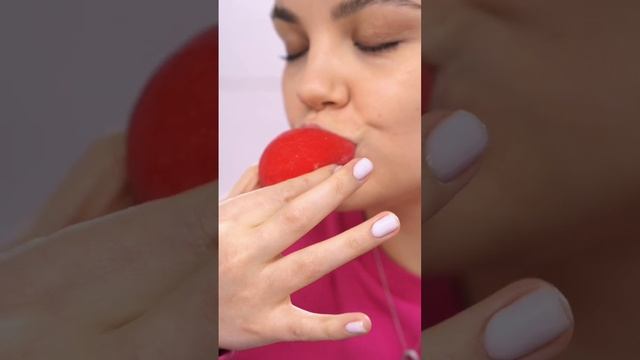 Новый Моти с клубникой от Важной Рыбы смотреть онлайн