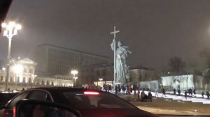 #65 Влог. Поездка по Москве на машине. Новогодняя Москва.