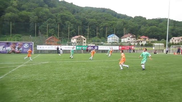Финальная игра в младшей группе смотреть онлайн