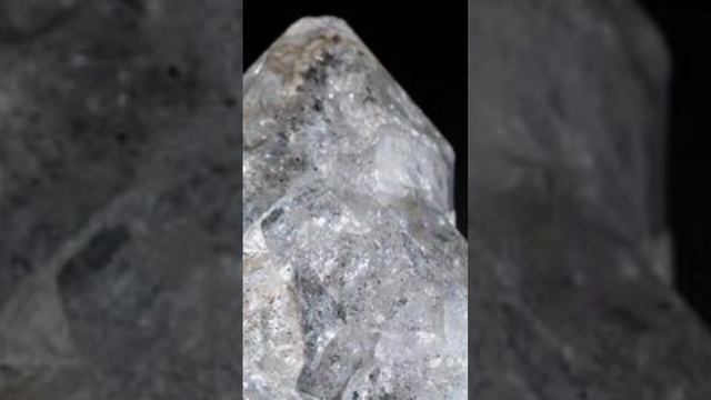КВАРЦ МАГИЧЕСКИЕ И ЦЕЛИТЕЛНЫЕ СВОЙСТВА смотреть онлайн