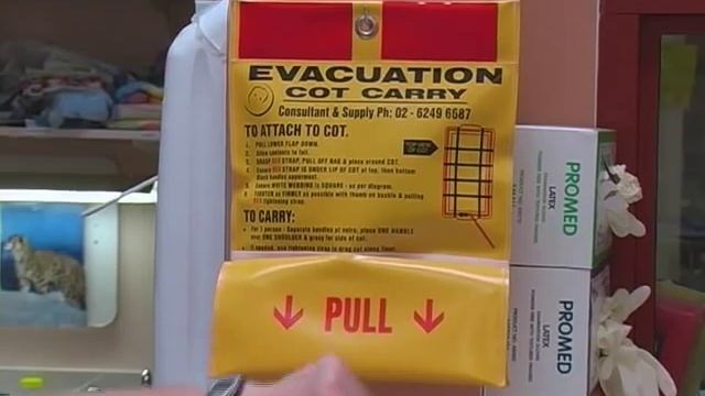 Evacuation Cot Carry смотреть онлайн