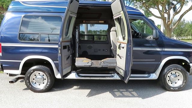 2004 Ford E250 Handicap Wheelchair Conversion Van High Top Transfer Seats 27K Orig. Miles For Sale смотреть онлайн