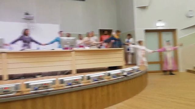 Показ народной одежды на Конференции в СПБ 28 марта 2019г. смотреть онлайн