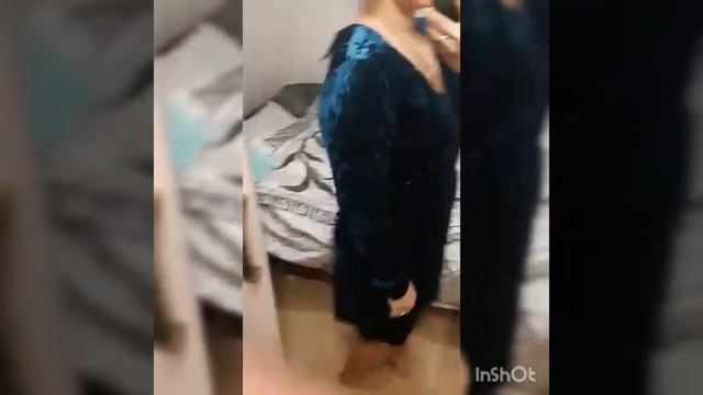 Новинка каталога 16-2018. Велюровое платье изумрудного цвета. смотреть онлайн
