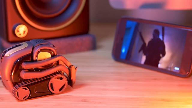 Anki Vector: The Littlest Robot That Just Wants To Hang Out