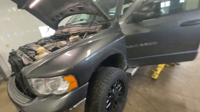2003 CUMMINS NO START? ONLY STARTS ON ETHER смотреть онлайн