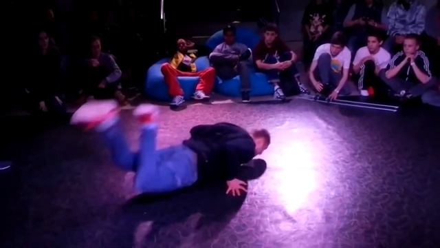 Студия танцев BE Y.OURSEL.F смотреть онлайн