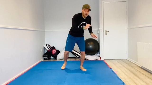 Capoeira tutorial - Online Class смотреть онлайн