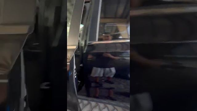 Kia Sportage 2020 AWD. Объем 2.4. Пробег всего 12,500 миль Примерная цена 9500$ смотреть онлайн