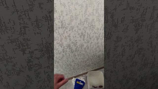 Перенос розетки с обоями на стене смотреть онлайн