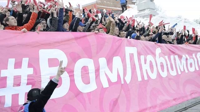 В Нижнем Новгороде состоялся флешмоб "Живая открытка"(4 часть) смотреть онлайн