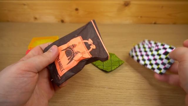ЛОЛ КОРОБКА ГАРМОШКА ОБМАНКА - LOL Surprise! JK Neon QT Mini Fashion Doll смотреть онлайн