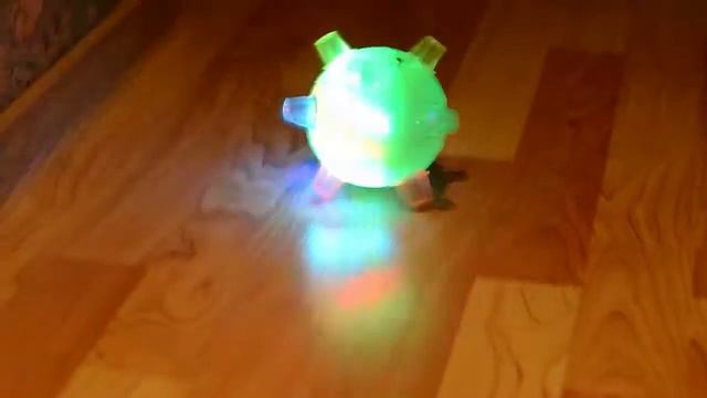 Необычная игрушка - Бешенный шар смотреть онлайн