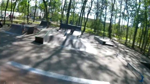 на СКУТАБЭМЕ в СКЕЙТПАРК!!! // RIP Илюха смотреть онлайн