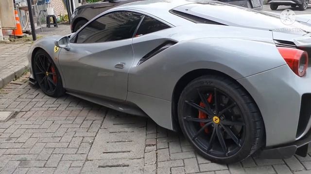 FERRARI VS PORSCHE 911 CARERRA SUPERCAR SOSIALITA смотреть онлайн