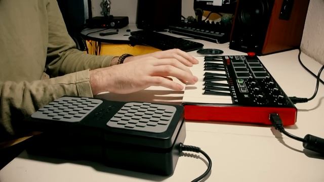 M-AUDIO EX-P Expression Pedal / UNBOXING & DEMO смотреть онлайн