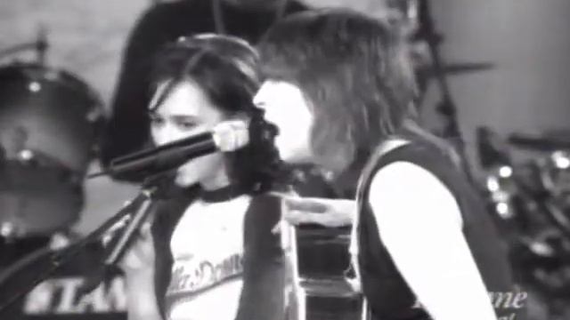 Behind The Scenes & Forever Young (Women Rock 20021025) смотреть онлайн