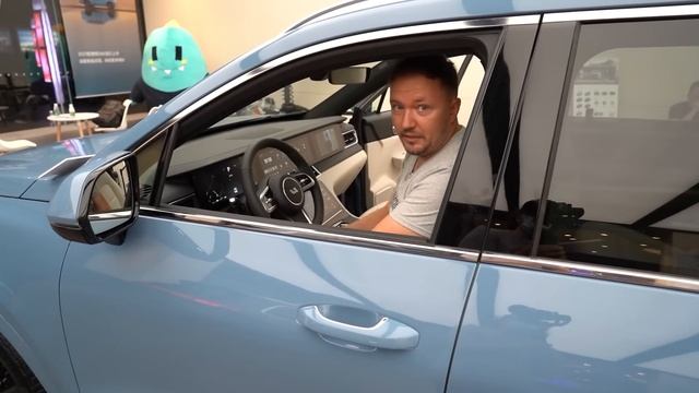Вышел обновленный Li One 2021. Электромобиль с увеличенным запасом хода. Li One Рестайлинг/Restylin смотреть онлайн