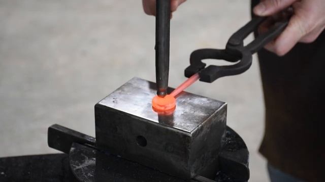 Forging A Shamrock.mp4 смотреть онлайн