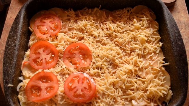 ТАК МЯСО ПО-КАПИТАНСКИ ЕЩЁ ВКУСНЕЕ ?️ Горячее на Новый год ? Meat with potatoes and sauce смотреть онлайн