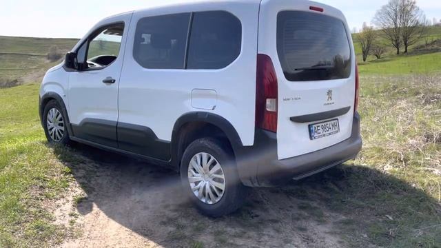 Peugeot Rifter - почему он не кроссовер?