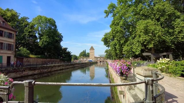 Petite France, Strasbourg  - Walking Tour (4K UHD)