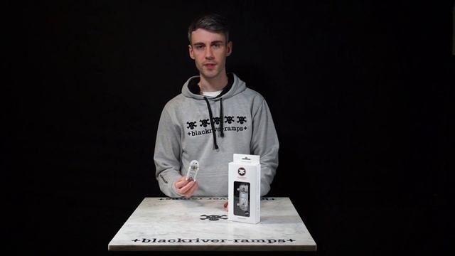 Thom McInnaly explains BRR fingerboard смотреть онлайн