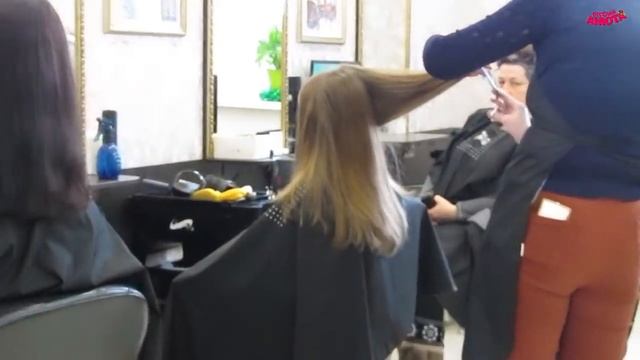 Сделала новую стрижку. В парикмахерской. (12.18г.) Веселая Анюта (Бровченко). смотреть онлайн