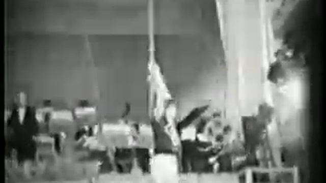 Молодая Киргизия. Акробаты на мачтах Джанибековы. 1965 г. смотреть онлайн
