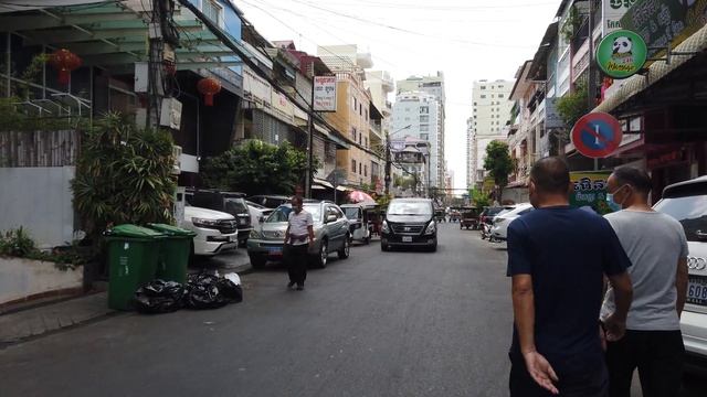 Orussey Market, Phnom Penh, Cambodia walking tour 4k 60fps смотреть онлайн