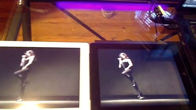 Black iPad 2 vs White iPad 2 Part 3 смотреть онлайн