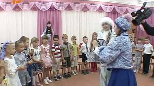 Костромская Снегурочка научит правилам дорожного движения смотреть онлайн