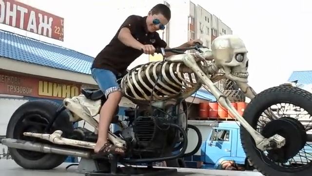 приколы реанимация байка (fun for the resuscitation of the bike) смотреть онлайн