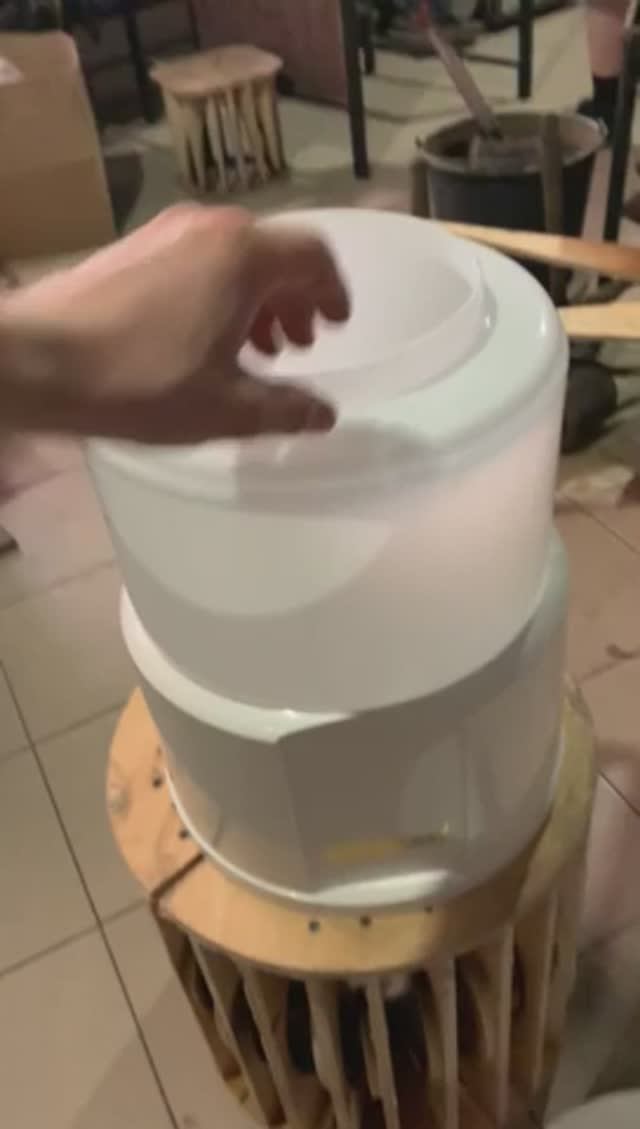 Новая НЕ прозрачная колба PPG, на производстве. Цвет БЕЛЫЙ.