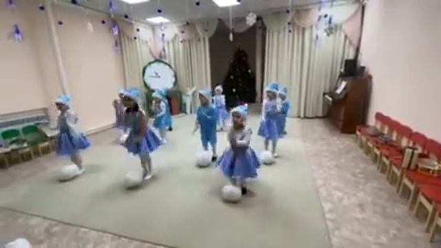0 02 0a 89136a0c9df624fc09530bf749832f53706b54c3853fa80e8c2a1fd3a063bdb9 1bd73754 Танец со снежками смотреть онлайн