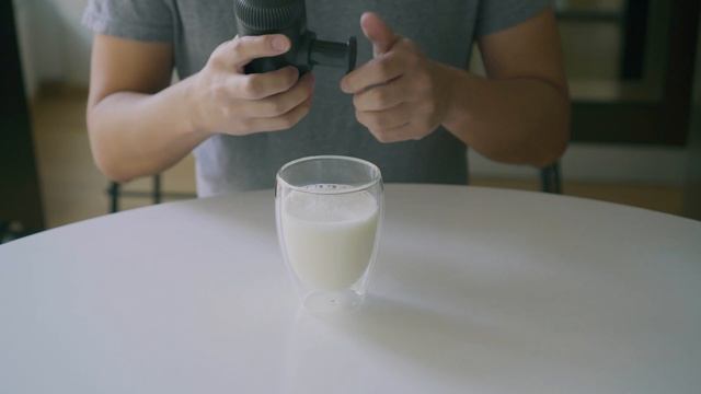 Perfect Latte at home with the Wacaco Nanopresso смотреть онлайн