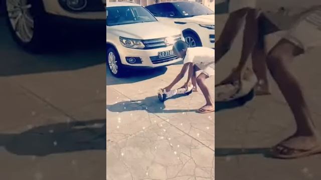 Hoverbot смотреть онлайн