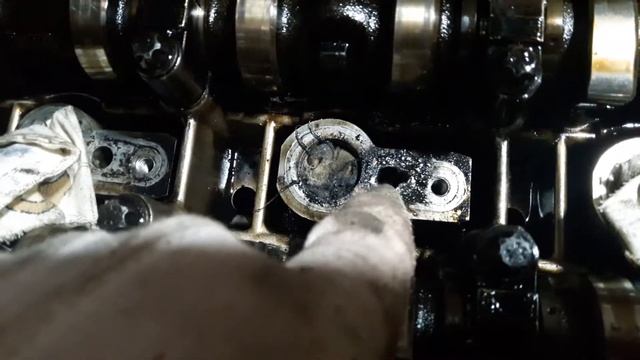 Как удалить сломанный болт с мотора. How to remove a broken bolt from the motor смотреть онлайн