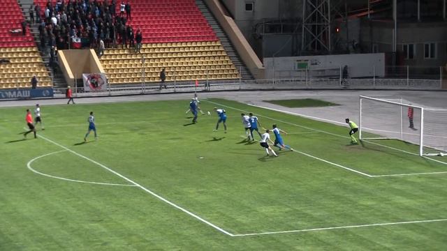 «Энергомаш» Белгород - «Сатурн» Раменское 0:1 (0:1) смотреть онлайн