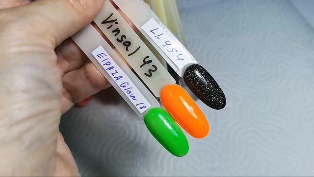 Придумала дизайн ногтей с витрины магазина смотреть онлайн