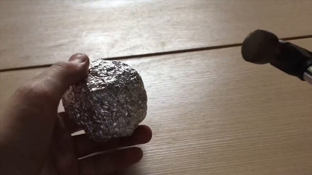 КАК СДЕЛАТЬ ШАР ИЗ ФОЛЬГИ СВОИМИ РУКАМИ смотреть онлайн