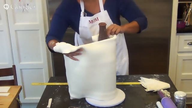 Bottle Cake Tutorial with Sift by Kara смотреть онлайн