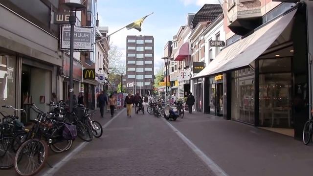 Walking in Amersfoort (Netherlands) смотреть онлайн