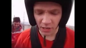 Щя я прыгну на гараж