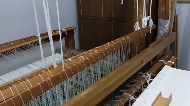 Старинный ткацкий станок смотреть онлайн