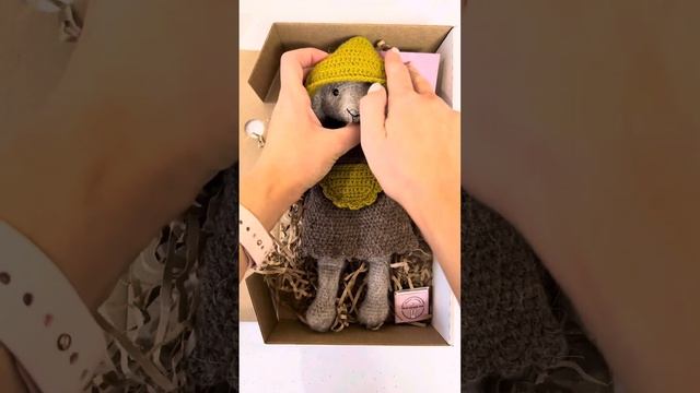 Как Я Упаковываю Вязаную Собаку Крючком / Crochet DOG смотреть онлайн