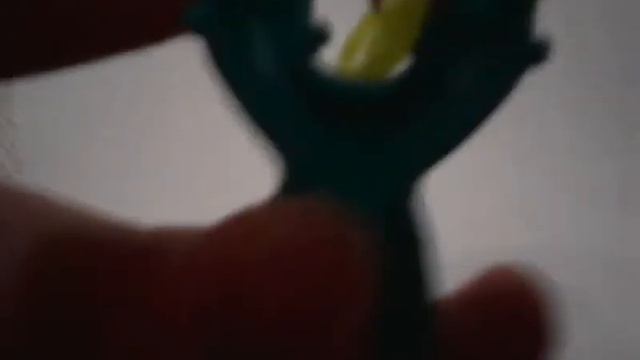 Самый простой браслет из резинок на рогатке!:) смотреть онлайн