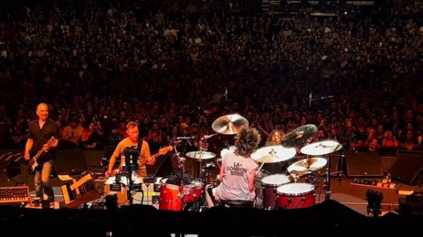 Taylor Hawkins Tribute Concert, Shane Hawkins & Foo Fighters perform My Hero & I’ll Stick Around