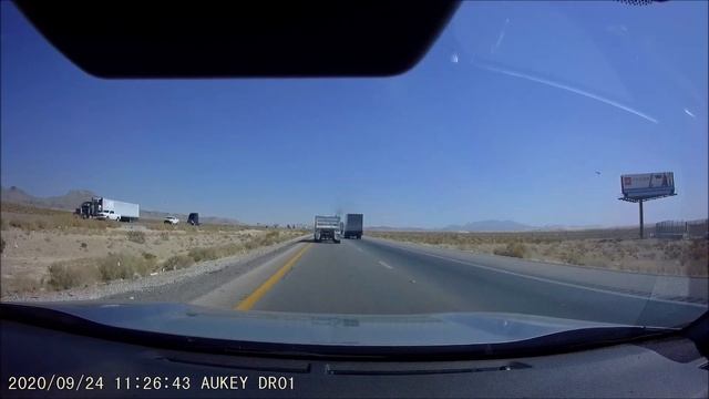 Low pass by 3 F-35 Lightnings смотреть онлайн